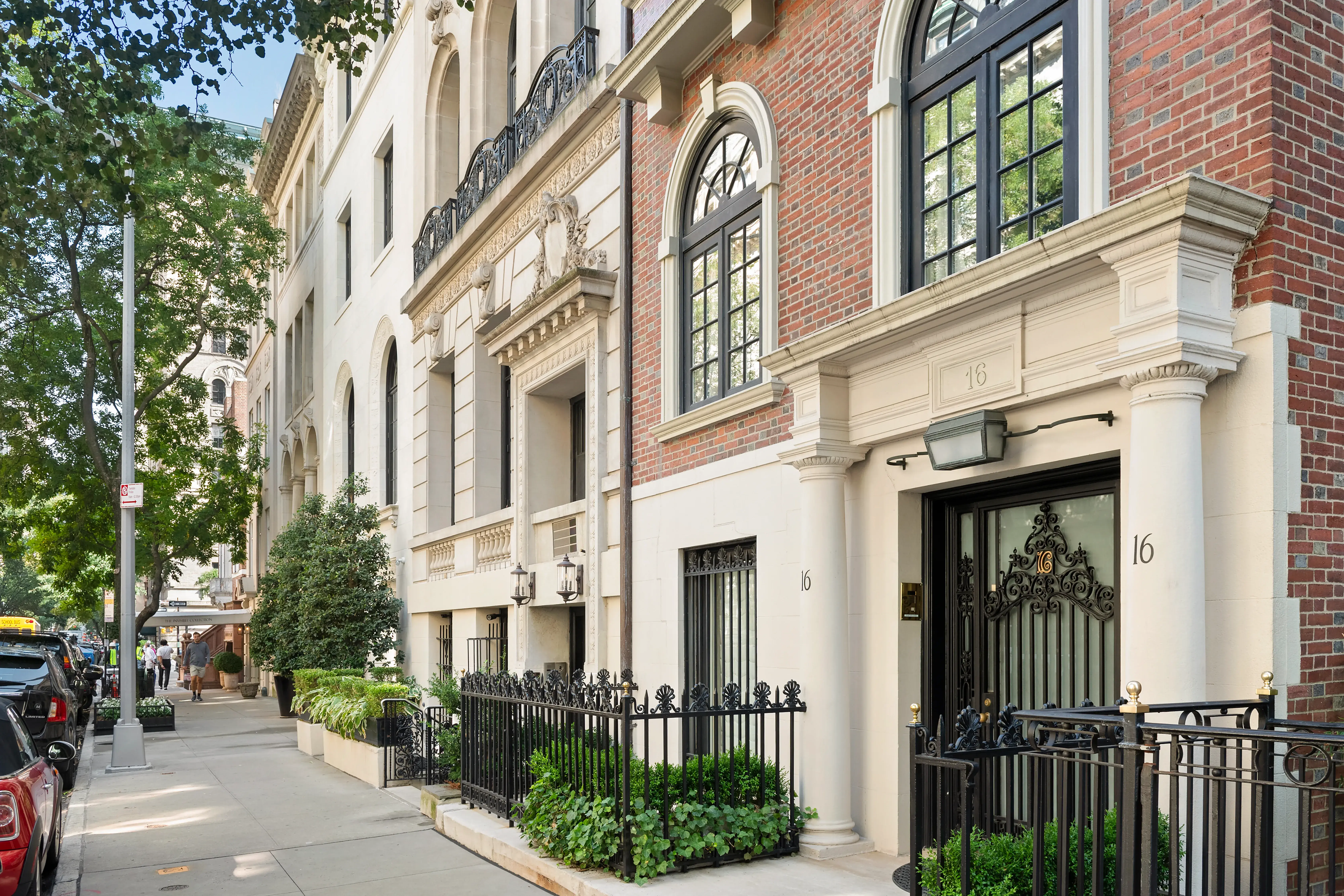 Navigating Stock Market Trends: Implications for the NYC Townhouse Market