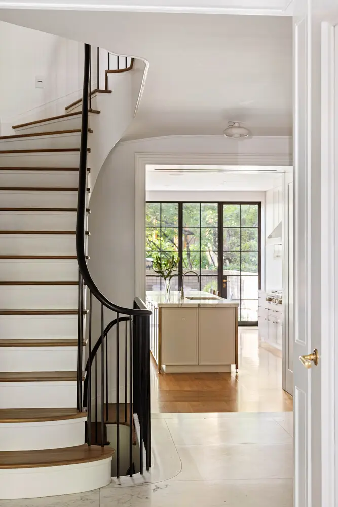 354 West 20th Street