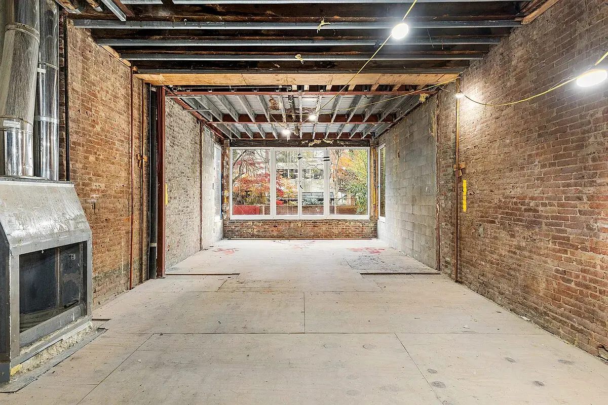 212 East 72nd Street