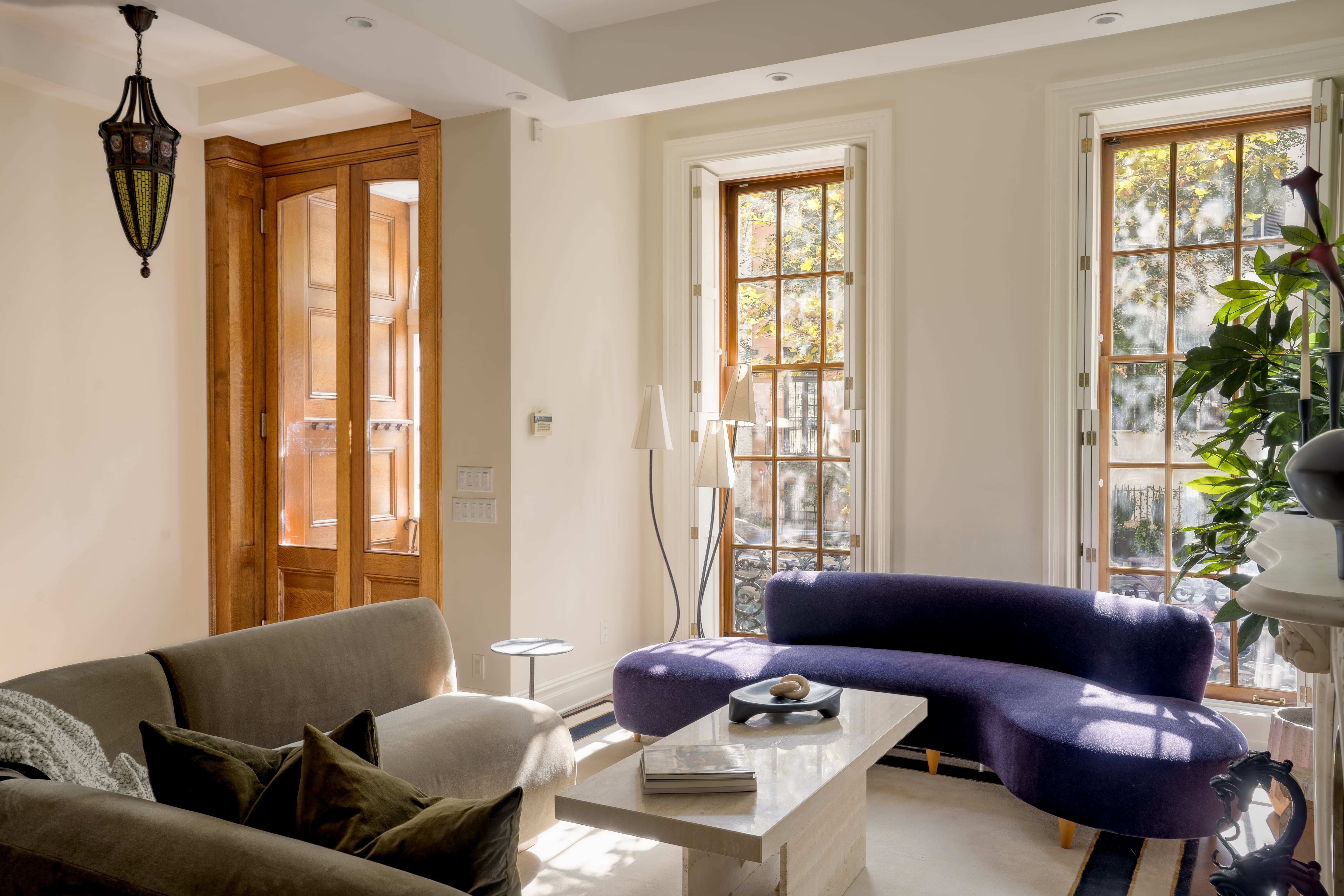 NYC townhouse tied to Uma Thurman, a famed restaurant and a bitter divorce has listed for $11.5M