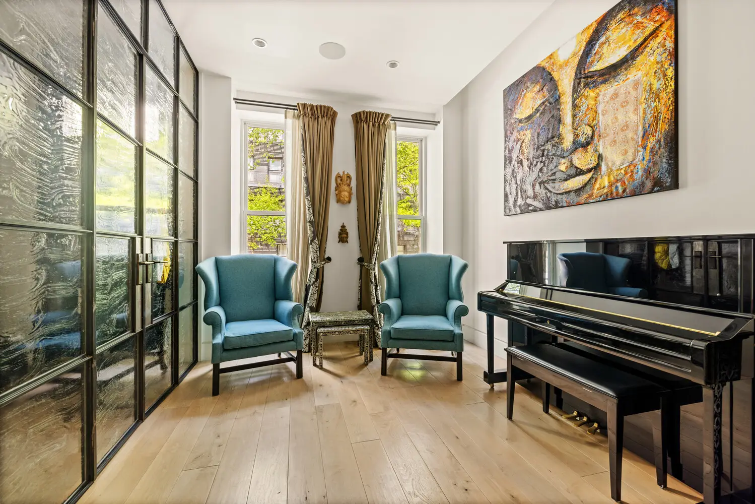 338 East 69th Street