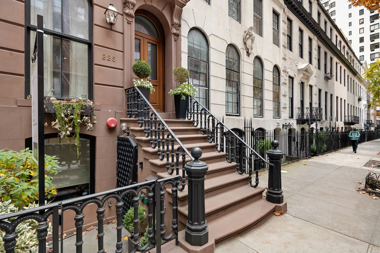 225 East 48th Street
